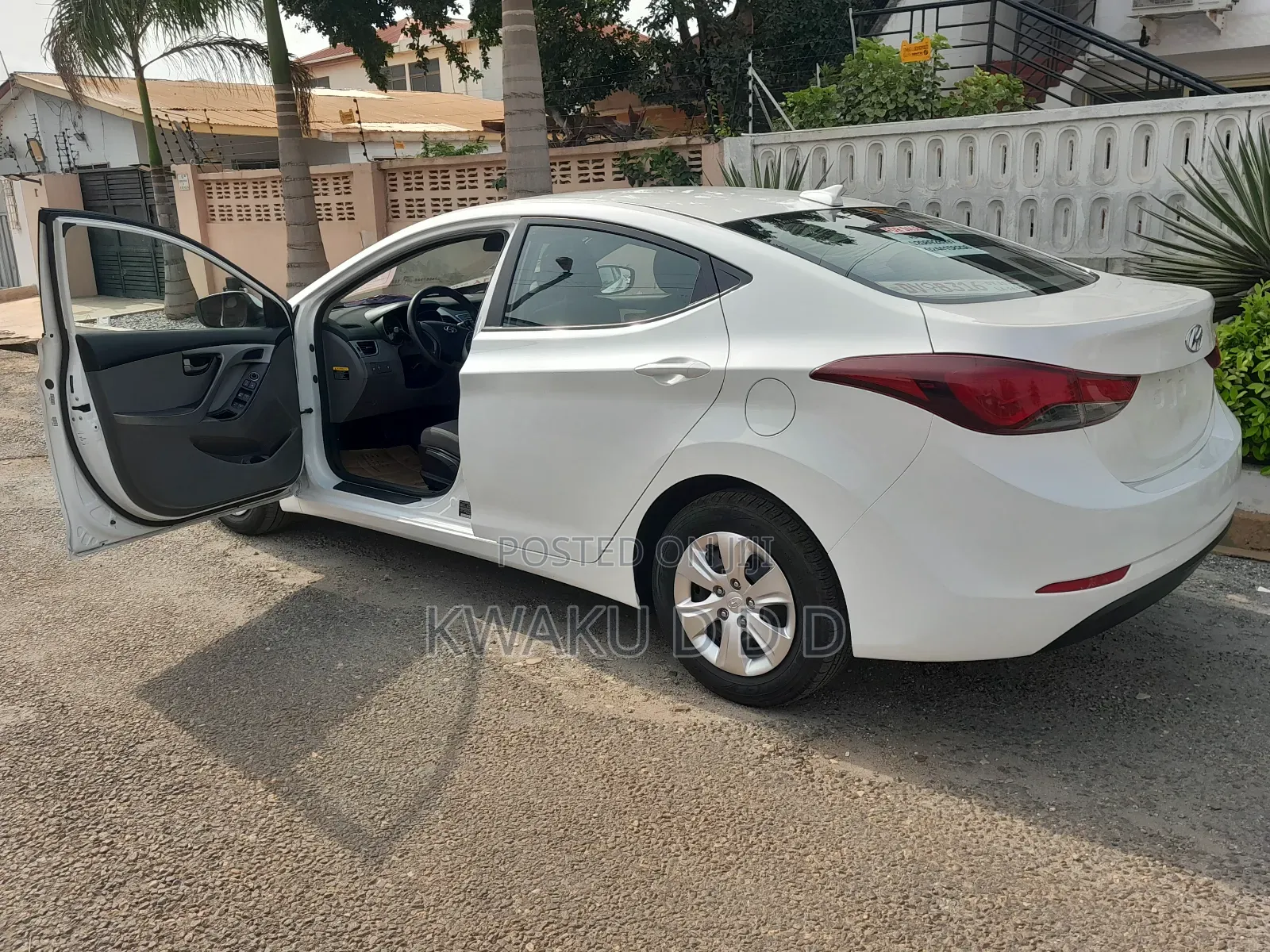 Hyundai Elantra SE Sedan FWD (1.8L 4cyl 6A) 2016 White