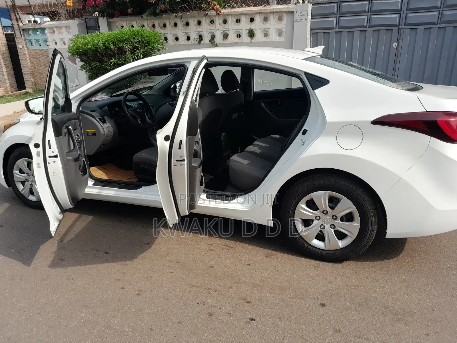 Hyundai Elantra SE Sedan FWD (1.8L 4cyl 6A) 2016 White