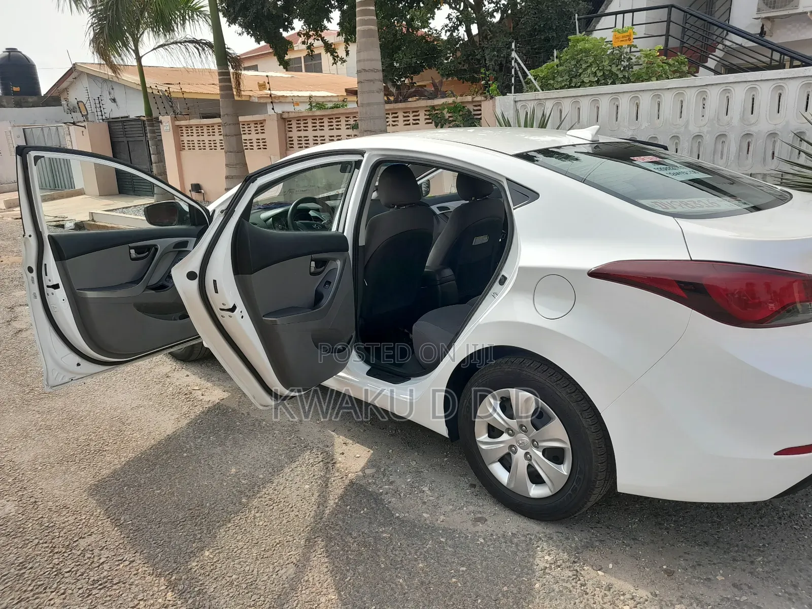 Hyundai Elantra SE Sedan FWD (1.8L 4cyl 6A) 2016 White