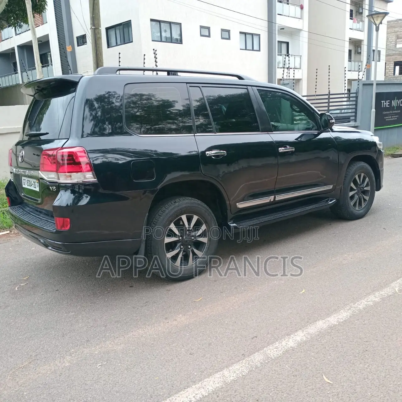 Toyota Land Cruiser 5.7 V8 VXR 2019 Black