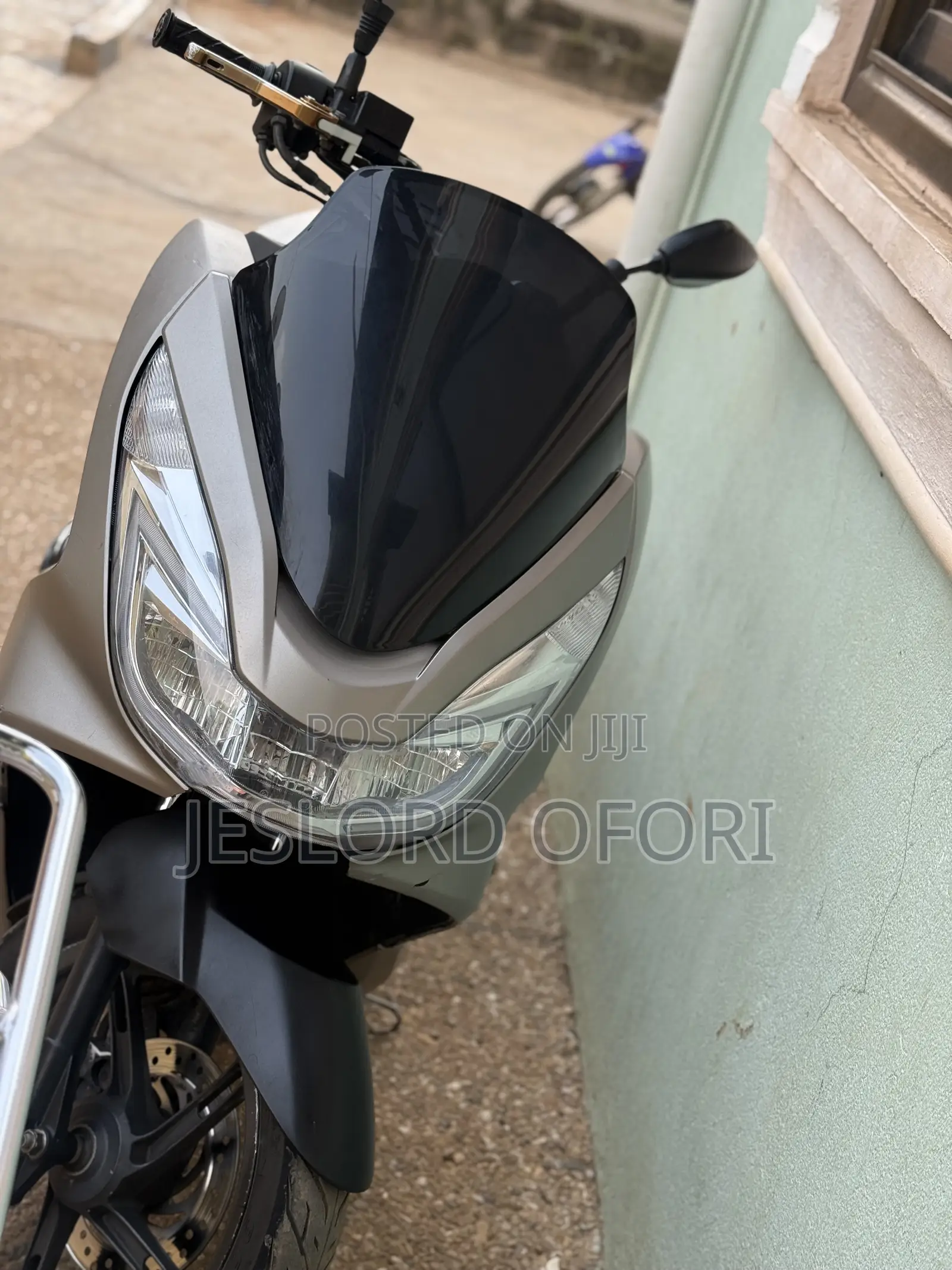 Honda 2022 Silver