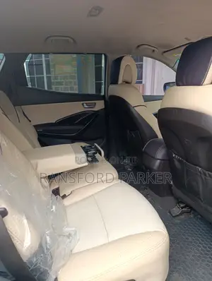 Hyundai Santa Fe 2014 White