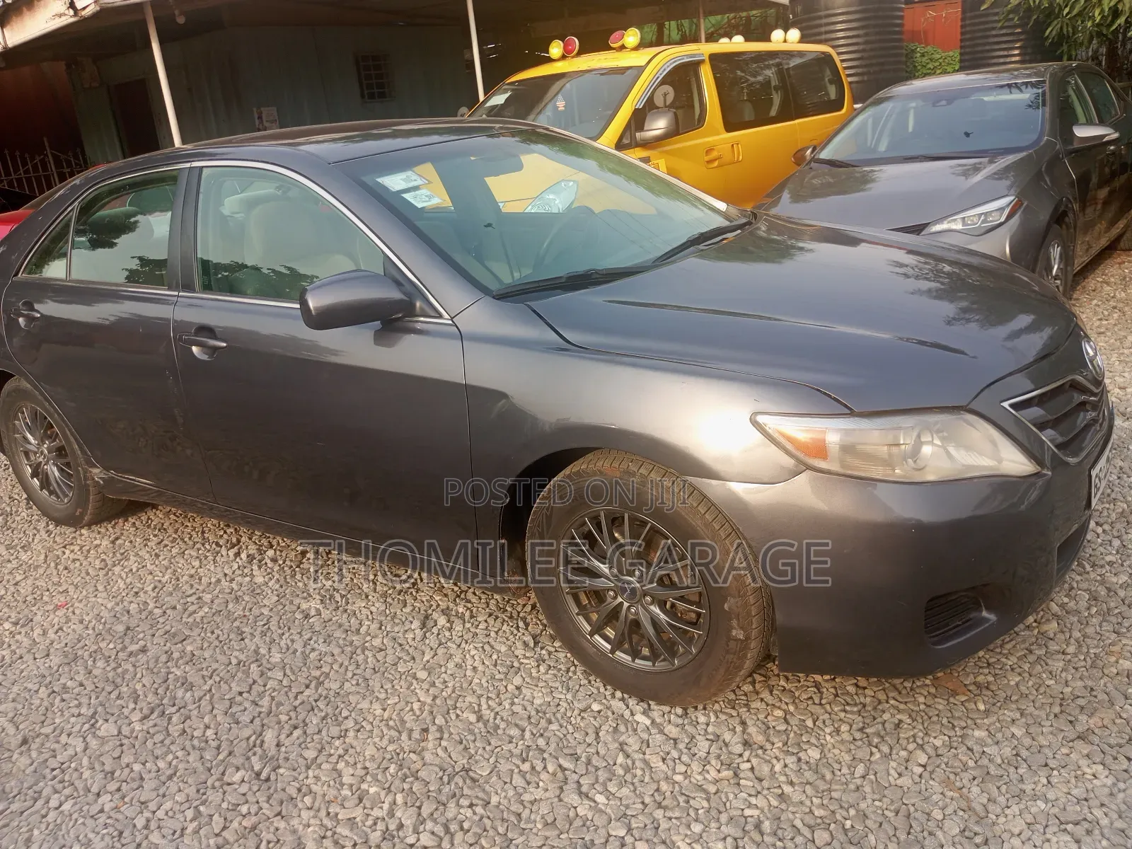 Toyota Camry LE 4dr Sedan (2.5L 4cyl 6A) 2011 Green