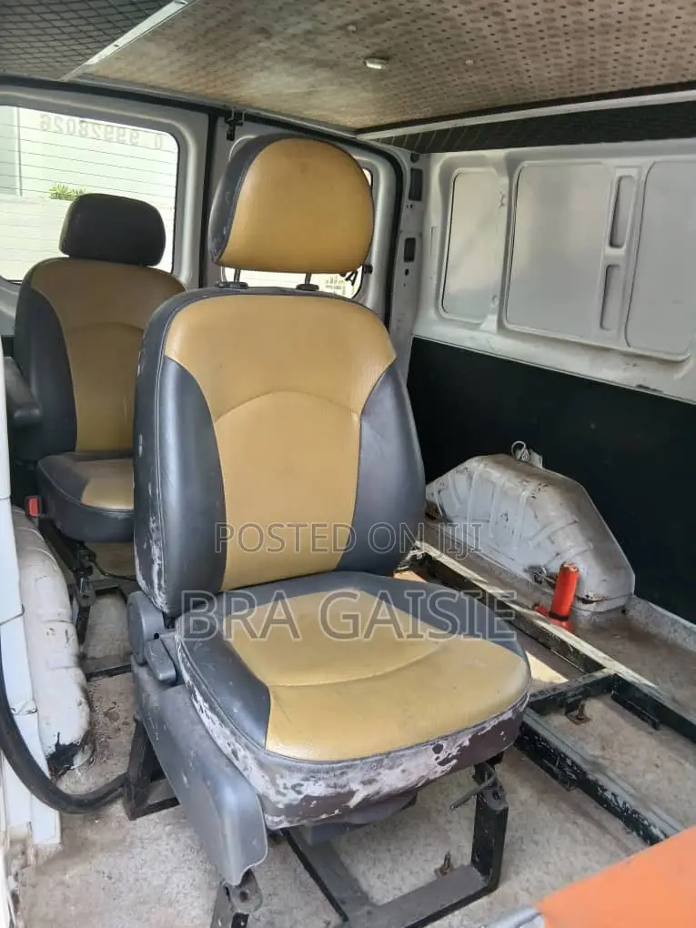 Ford Transit 2006 White