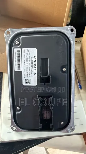 Mercedes Benz Gla 250 Headlight Charger