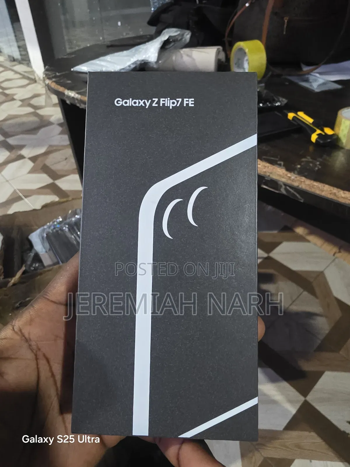 New Samsung Galaxy Z Flip7 FE 5G 256 GB Black