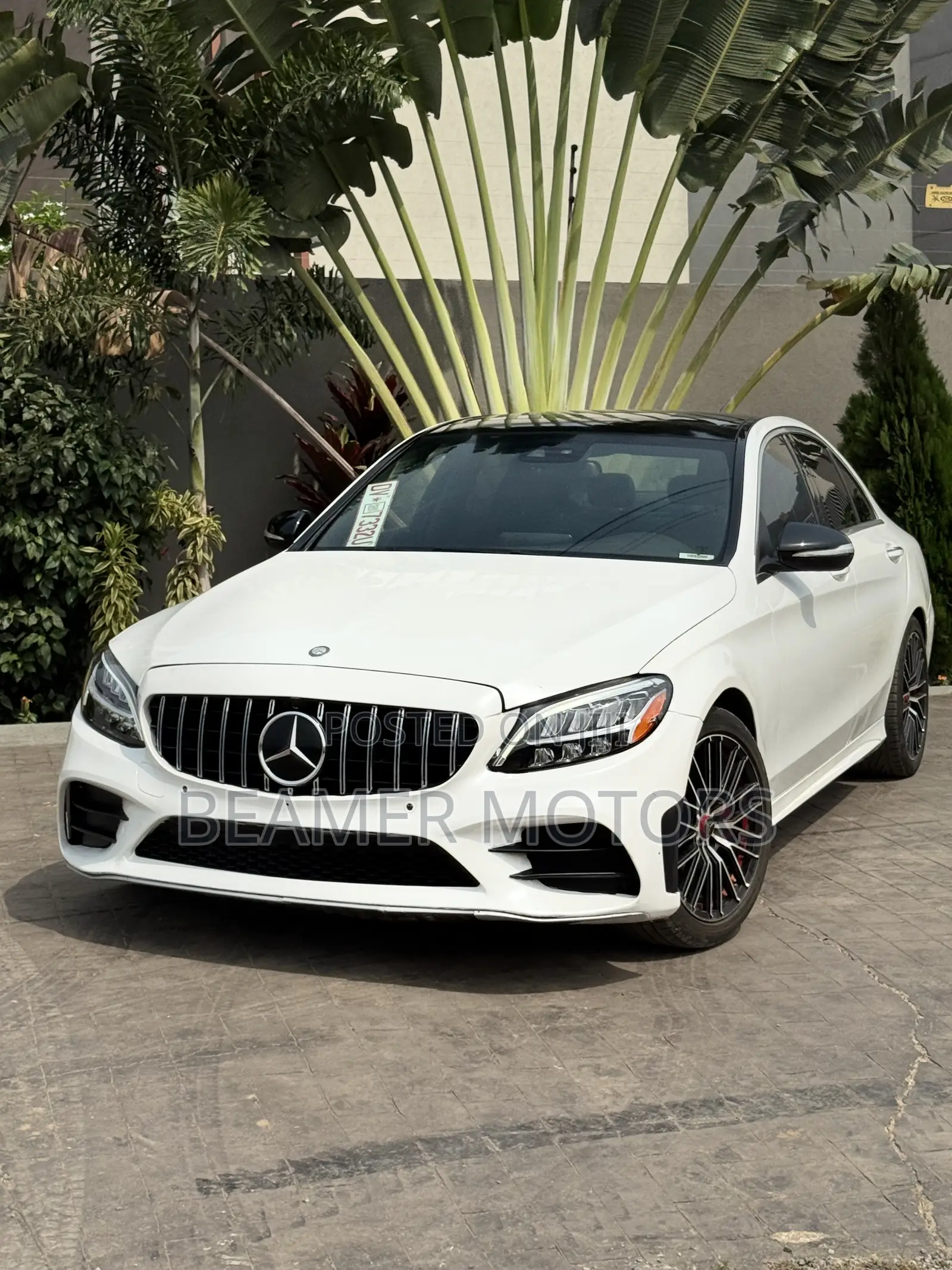 Mercedes-Benz C300 Sport 4Matic Sedan AWD (2.0L 4cyl 7A) 2017 White
