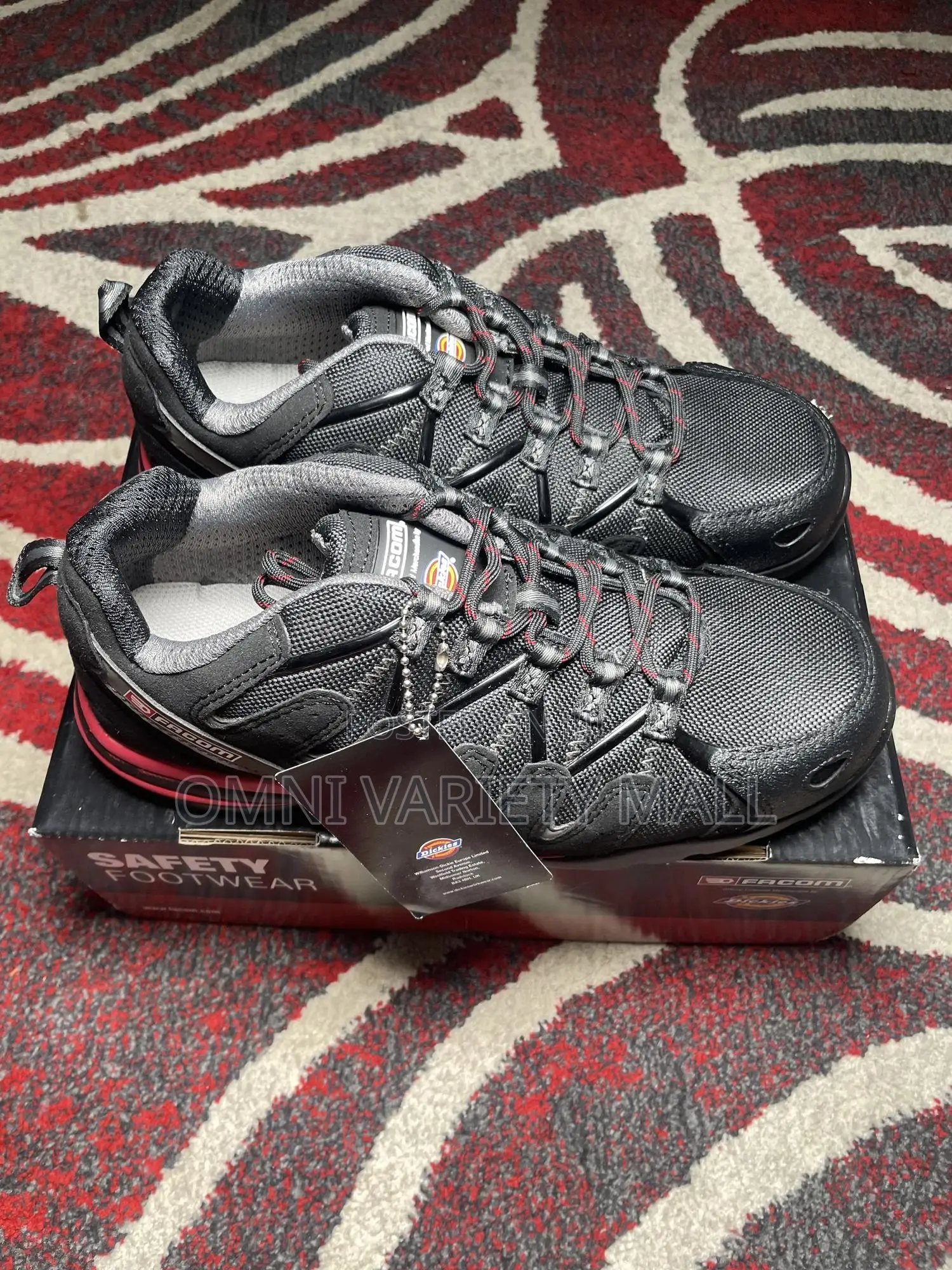 Vp.Trek Safety Footwear - Black