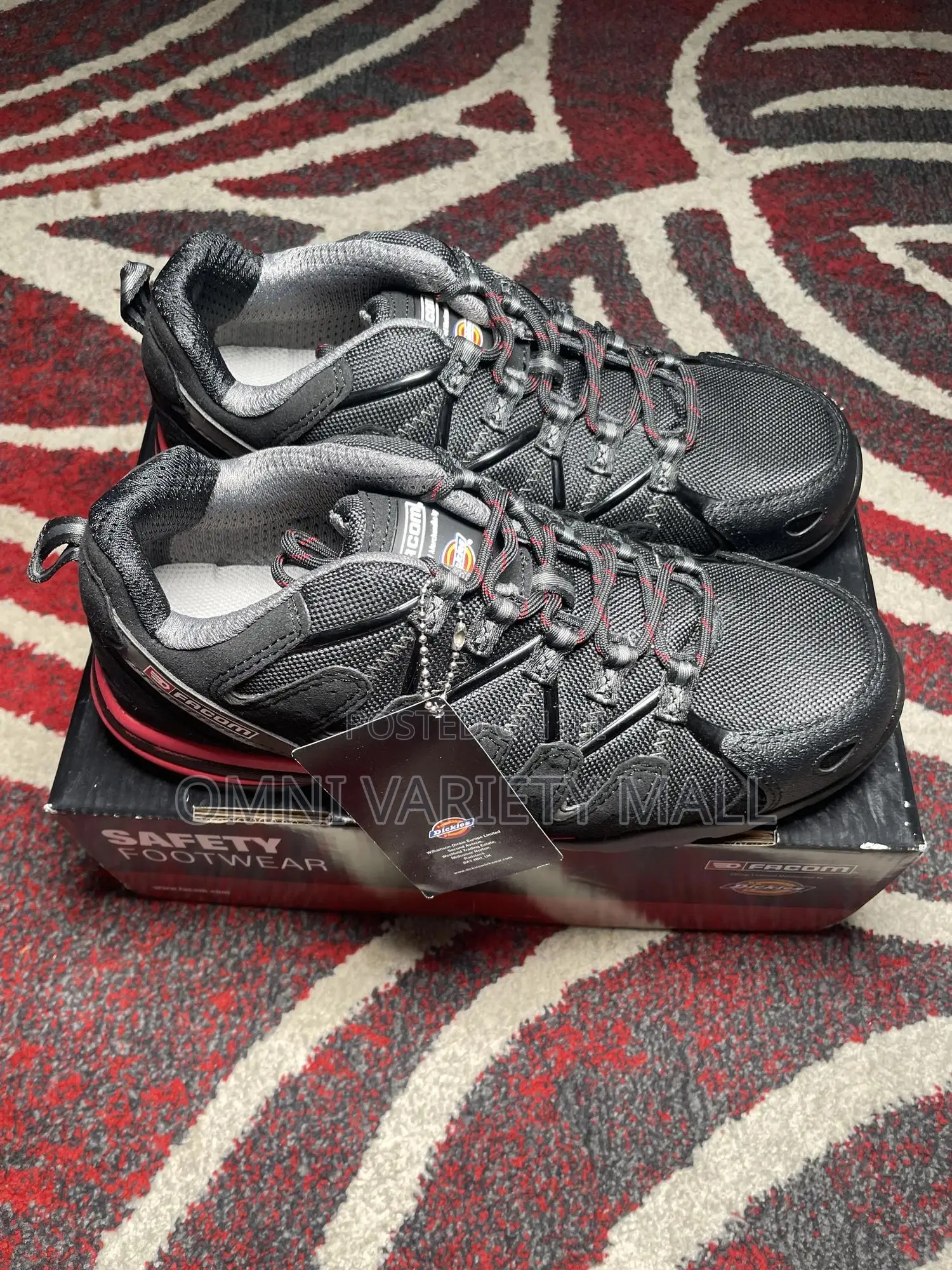 Vp.Trek Safety Footwear - Black
