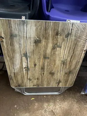 Sleek Perfect Foldable Table