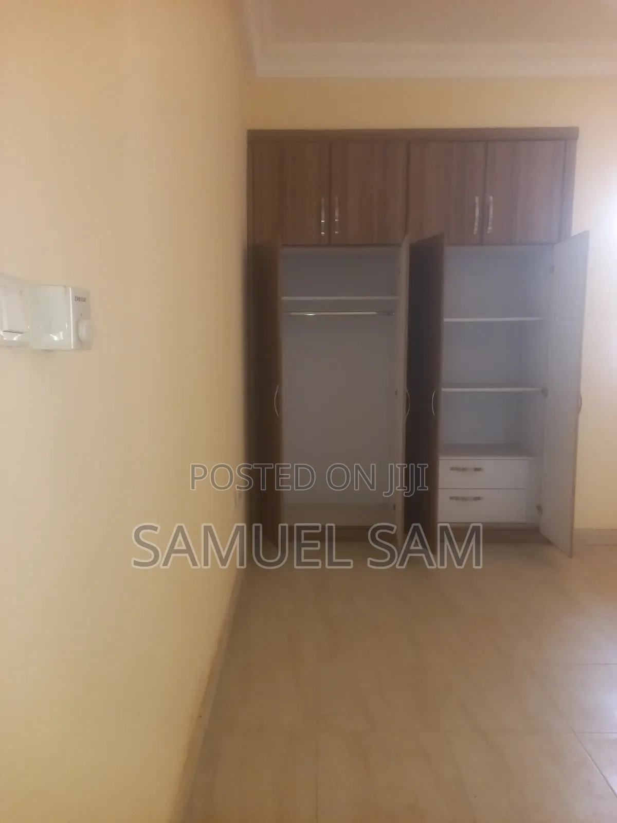 9bdrm House in Tema Community 10 for rent