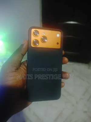 Oppo A17 128 GB Orange