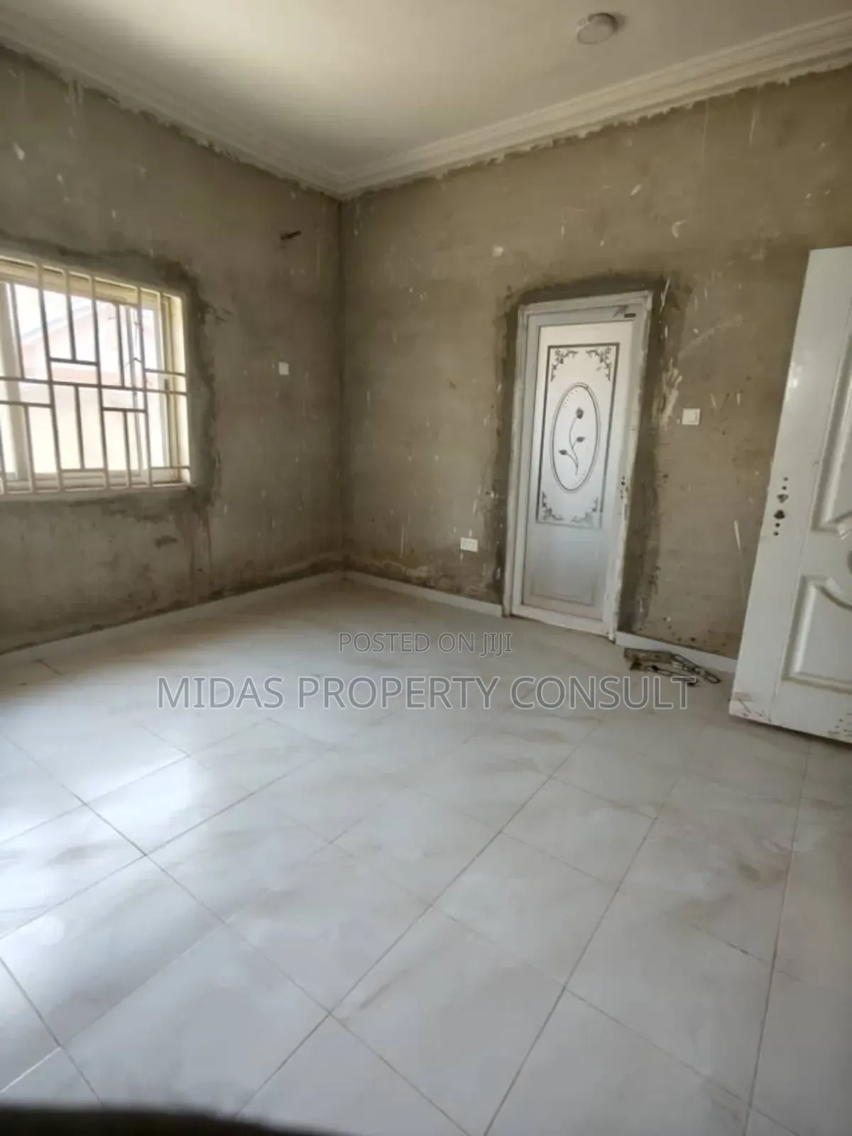 3bdrm House in Comm 25, Tema Metropolitan for sale