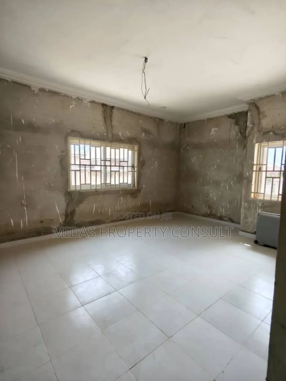 3bdrm House in Comm 25, Tema Metropolitan for sale