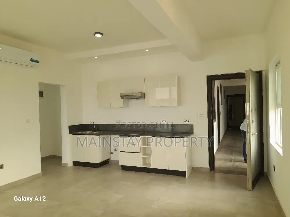 2bdrm Apartment in Mainstay Estates, Airport Residential Area for rent