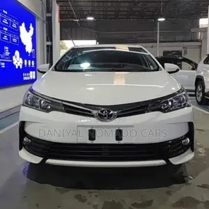 Toyota Corolla 2018 White