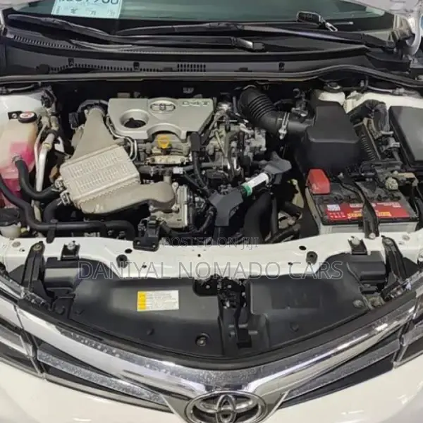 Toyota Corolla 2018 White