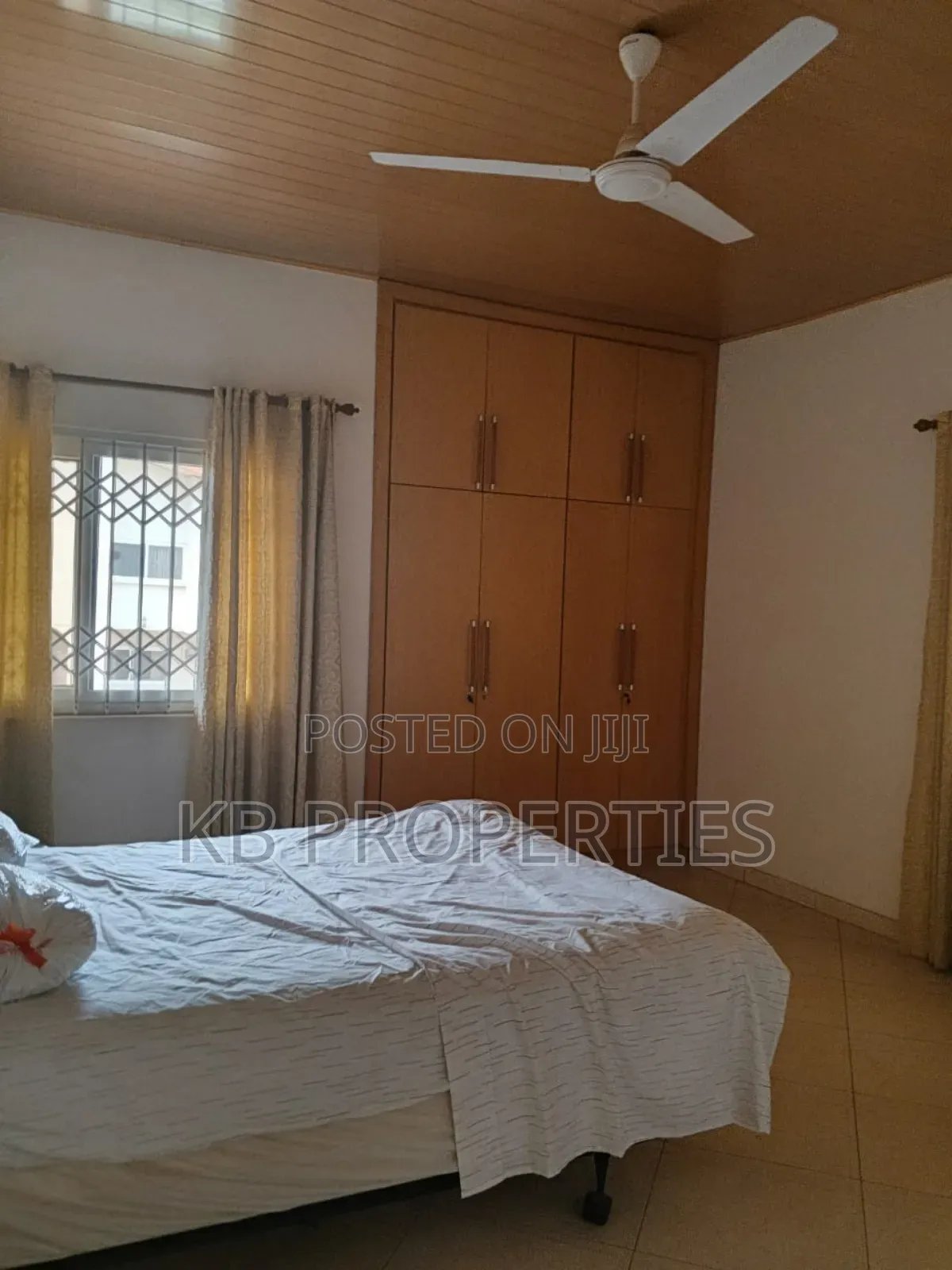 6bdrm House in Kb Properties, Spintex for sale