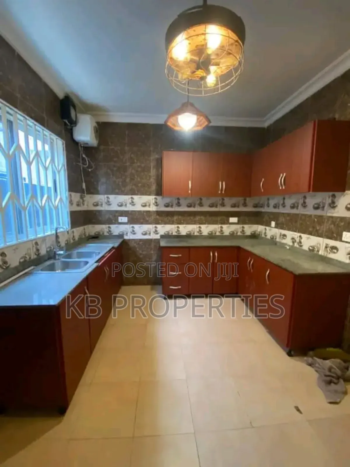 4bdrm House in Kb Properties, Spintex for rent