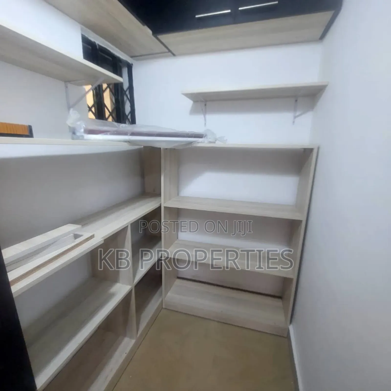 3bdrm House in Kb Properties, Spintex for rent