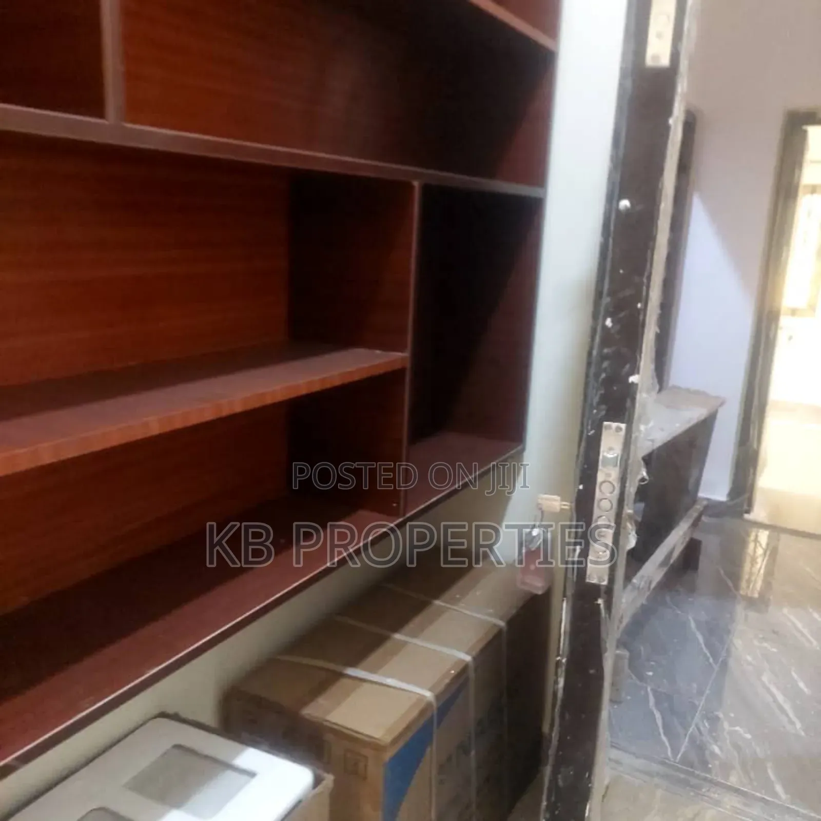 3bdrm House in Kb Properties, Spintex for rent