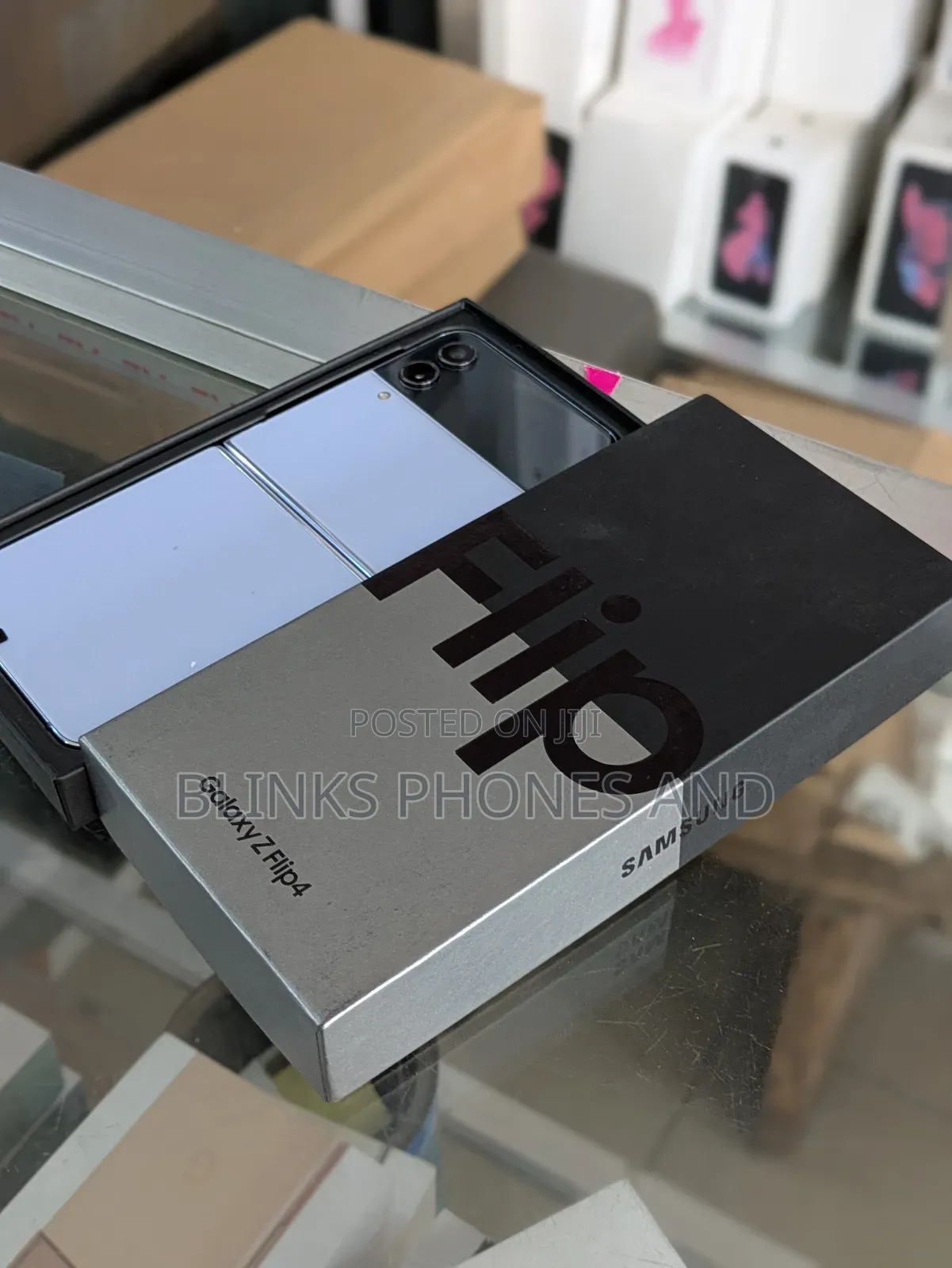 New Samsung Galaxy Z Flip4 256 GB Blue