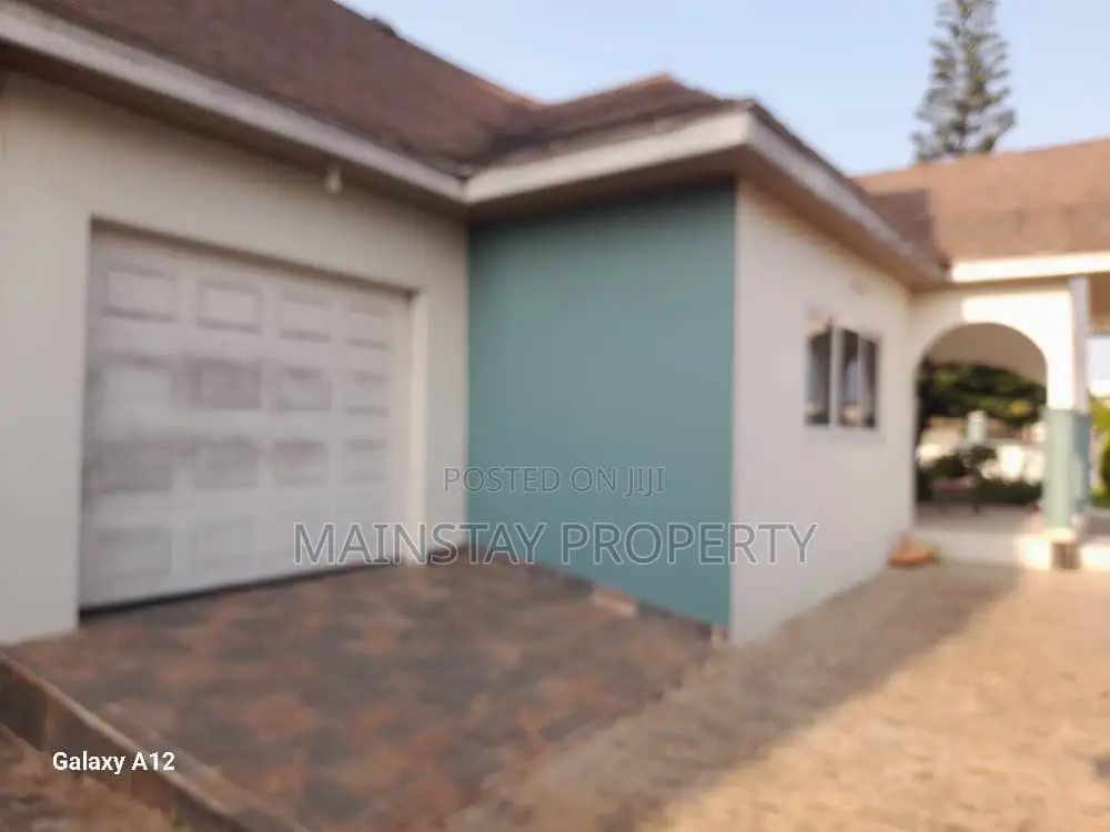 3bdrm House in Teshie for rent