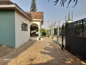 3bdrm House in Teshie for rent