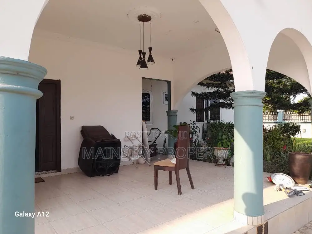 3bdrm House in Teshie for rent