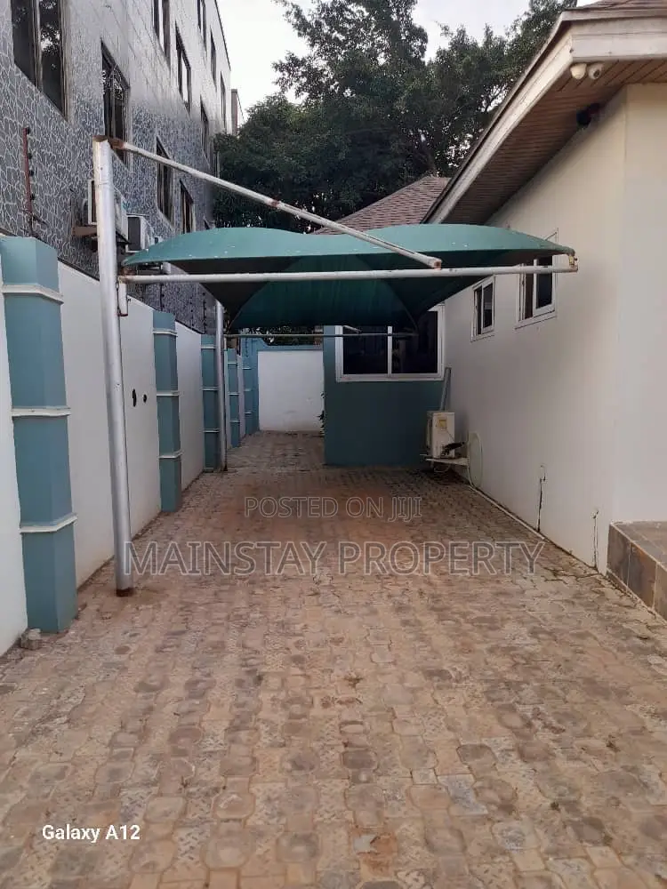 3bdrm House in Teshie for rent
