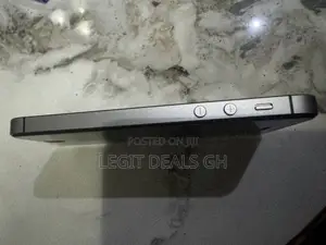 Apple iPhone SE 16 GB Silver