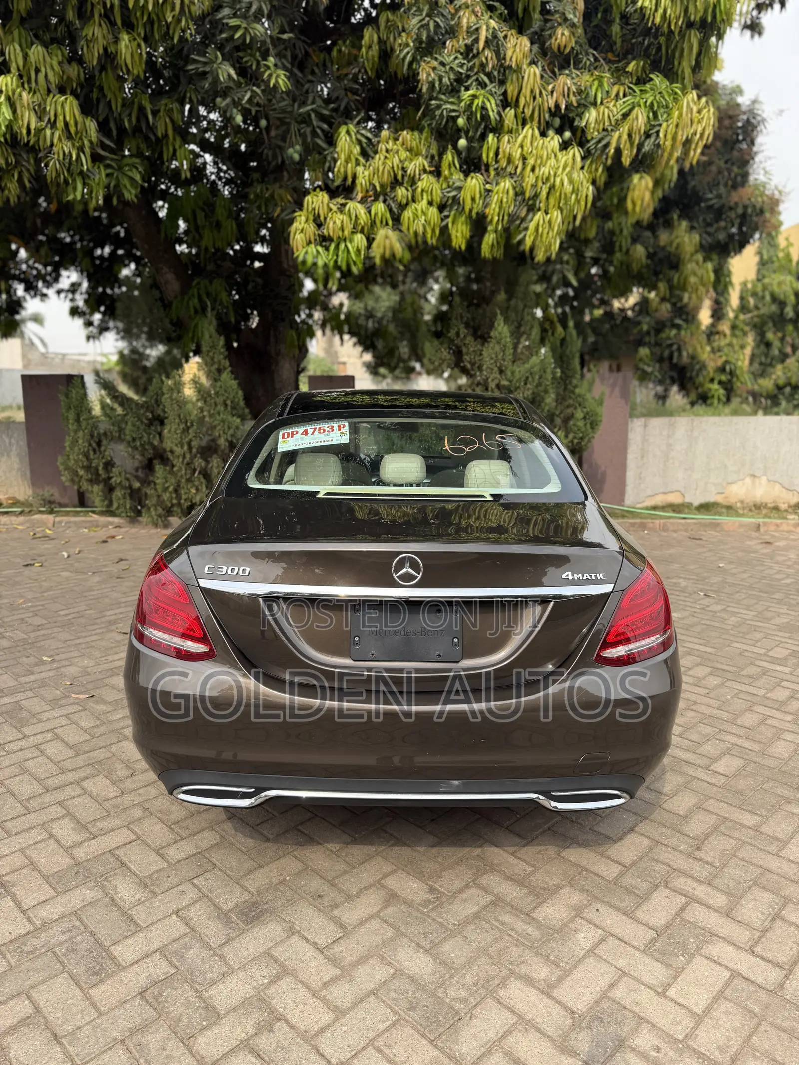 Mercedes-Benz C300 Luxury 4matic Sedan AWD (2.0L 4cyl 7A) 2017 Brown