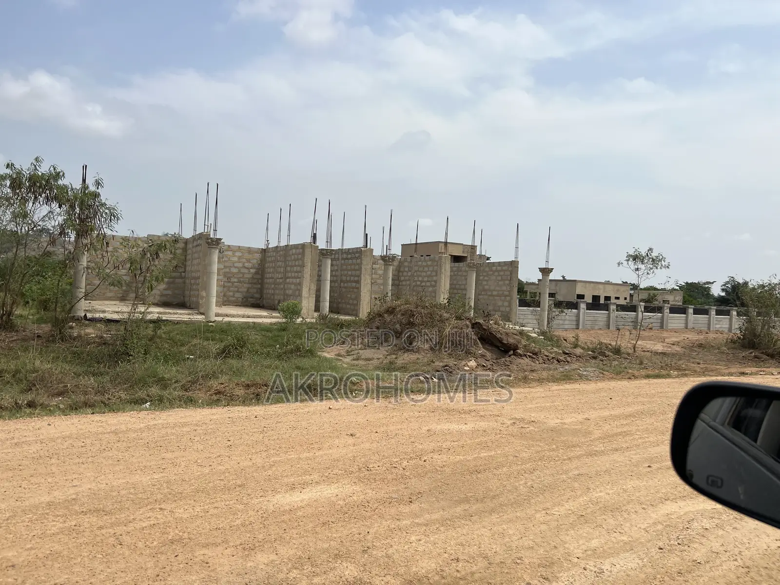 4uncompleted Shops
