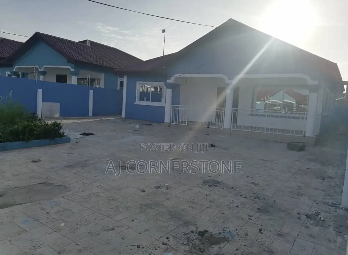 3bdrm House in Amasaman for rent