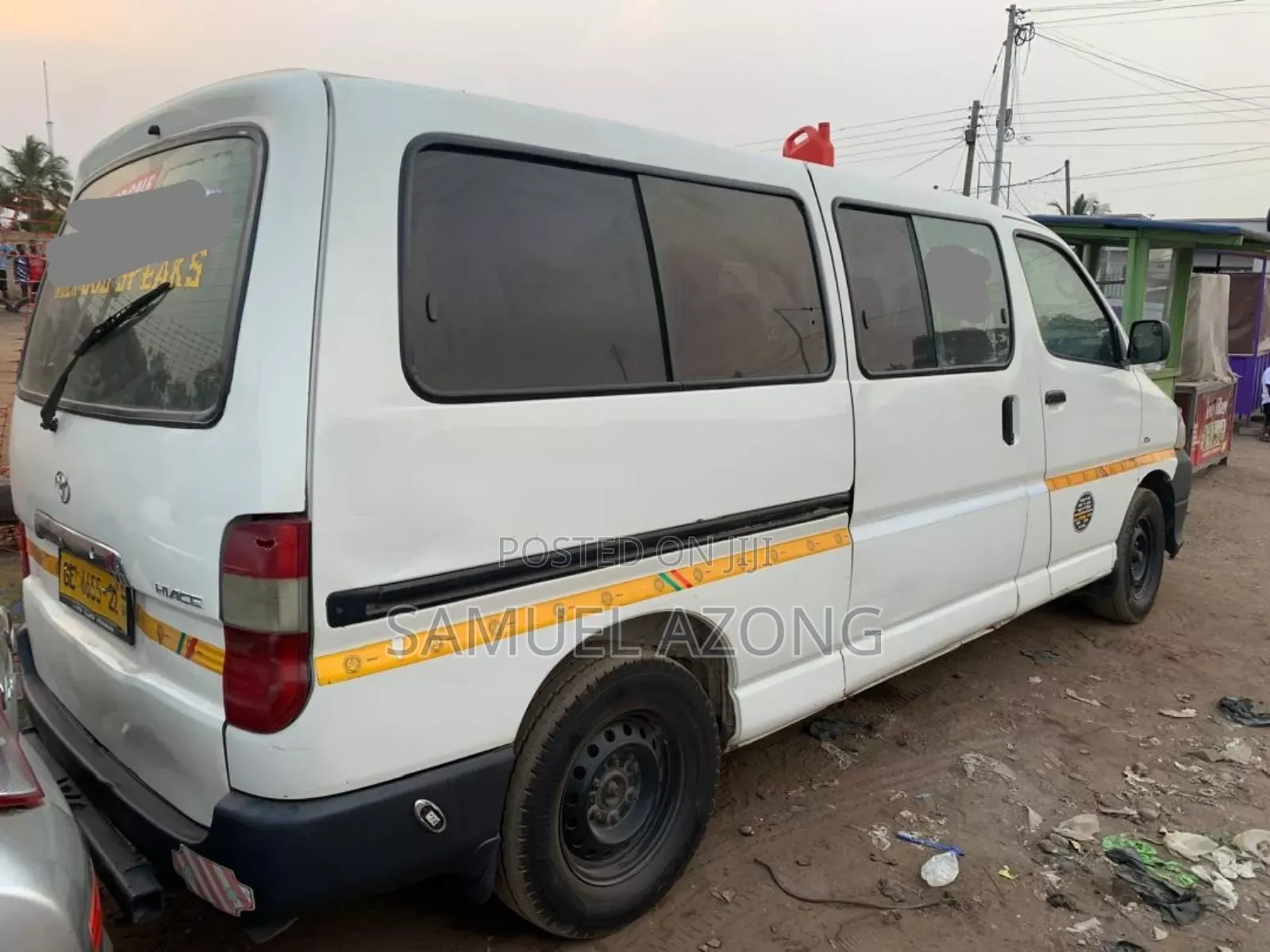 Toyota HiAce 2009 White