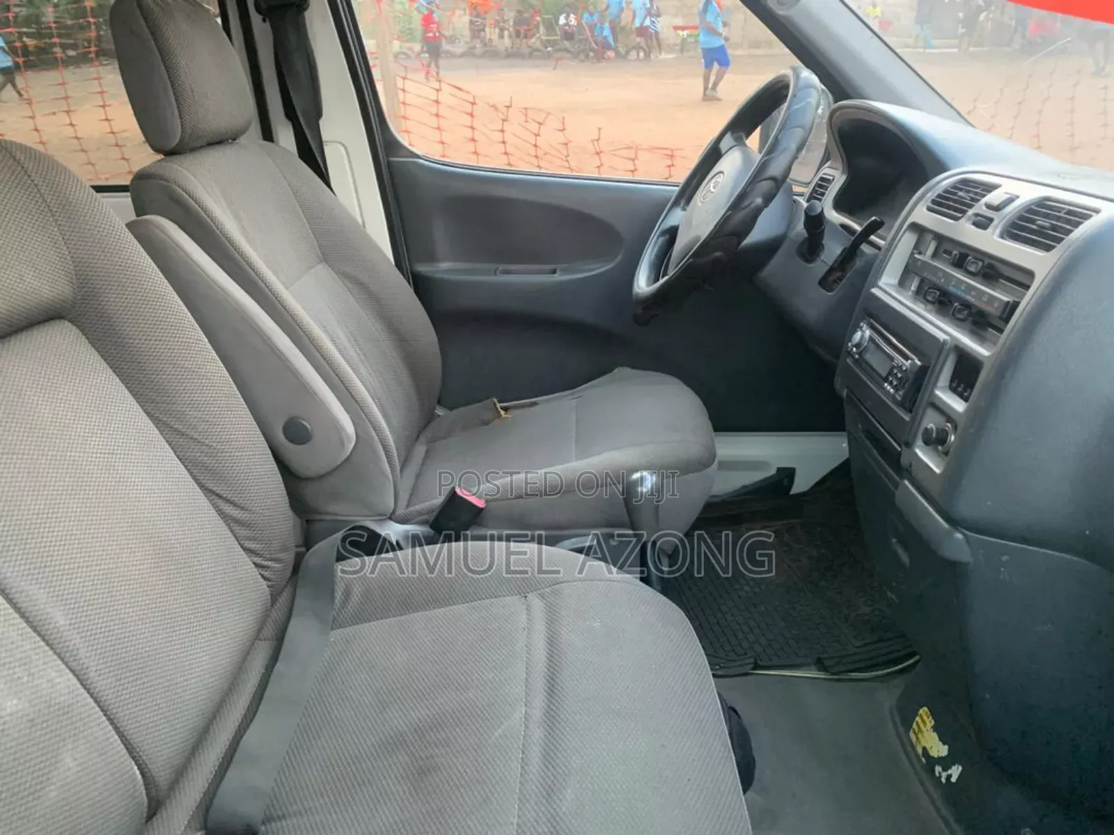Toyota HiAce 2009 White