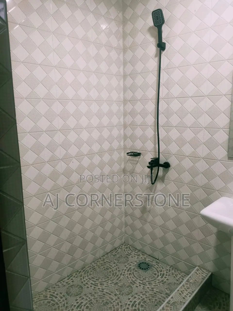 2bdrm Apartment in Pokuase for rent