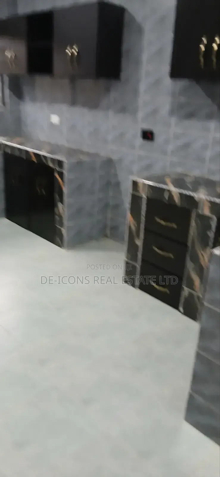 2bdrm Apartment in De-Icons Real Estate, Ga South Municipal for rent