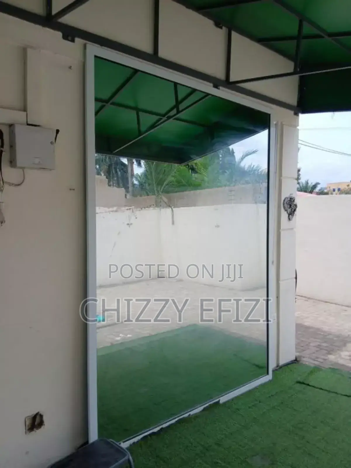 8 Inches Full-Length Wall Mirror With Free Roof Cover