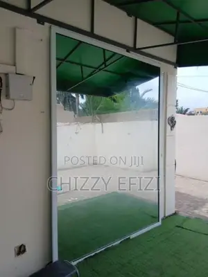 8 Inches Full-Length Wall Mirror With Free Roof Cover