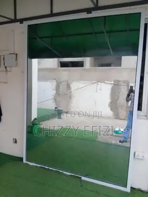 8 Inches Full-Length Wall Mirror With Free Roof Cover