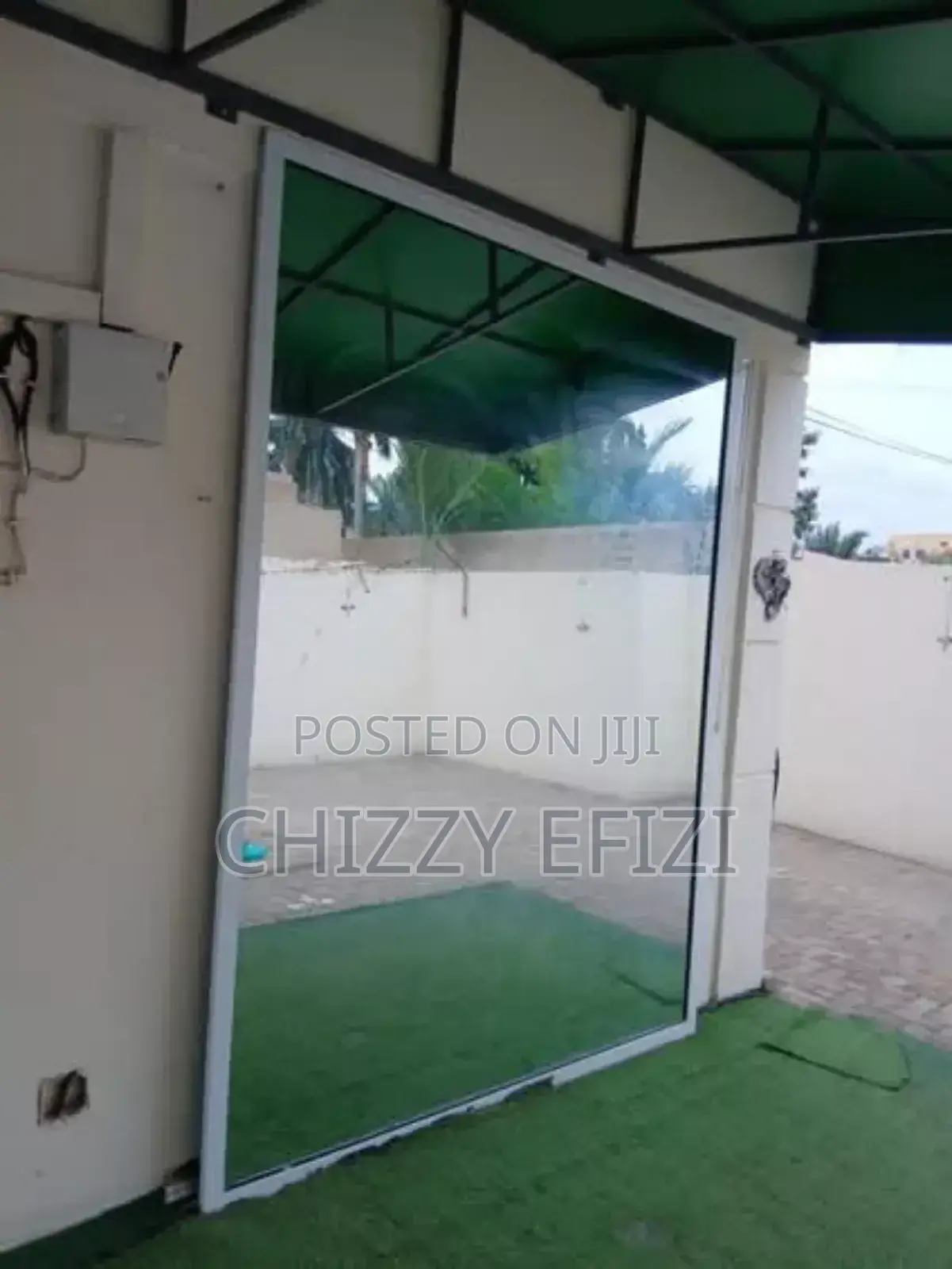 8 Inches Full-Length Wall Mirror With Free Roof Cover