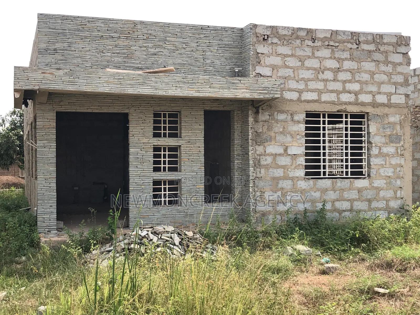3bdrm Bungalow in Adenta Foster Home, Frafraha for sale