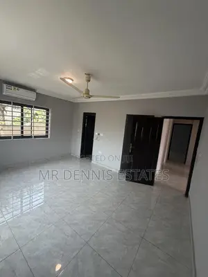 3bdrm Apartment in Westhills Mall for rent
