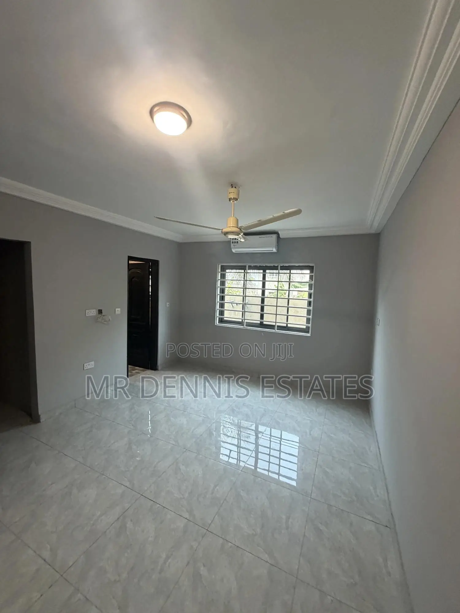3bdrm Apartment in Westhills Mall for rent
