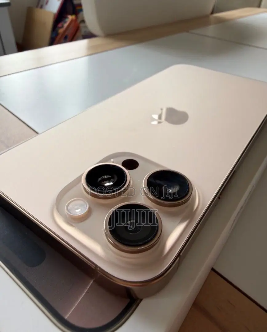 Apple iPhone 16 Pro Max 512 GB Gold