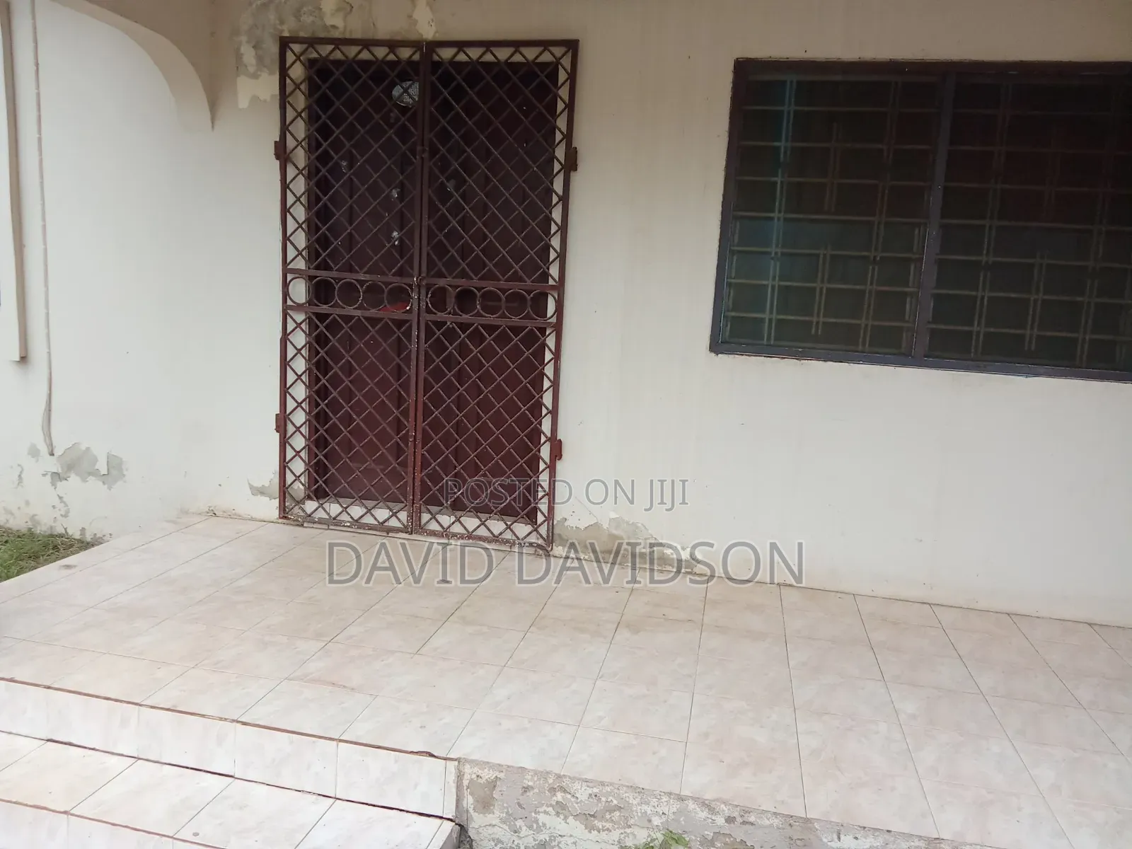 3bdrm House in 3 Bedroom House, Tema Metropolitan for sale