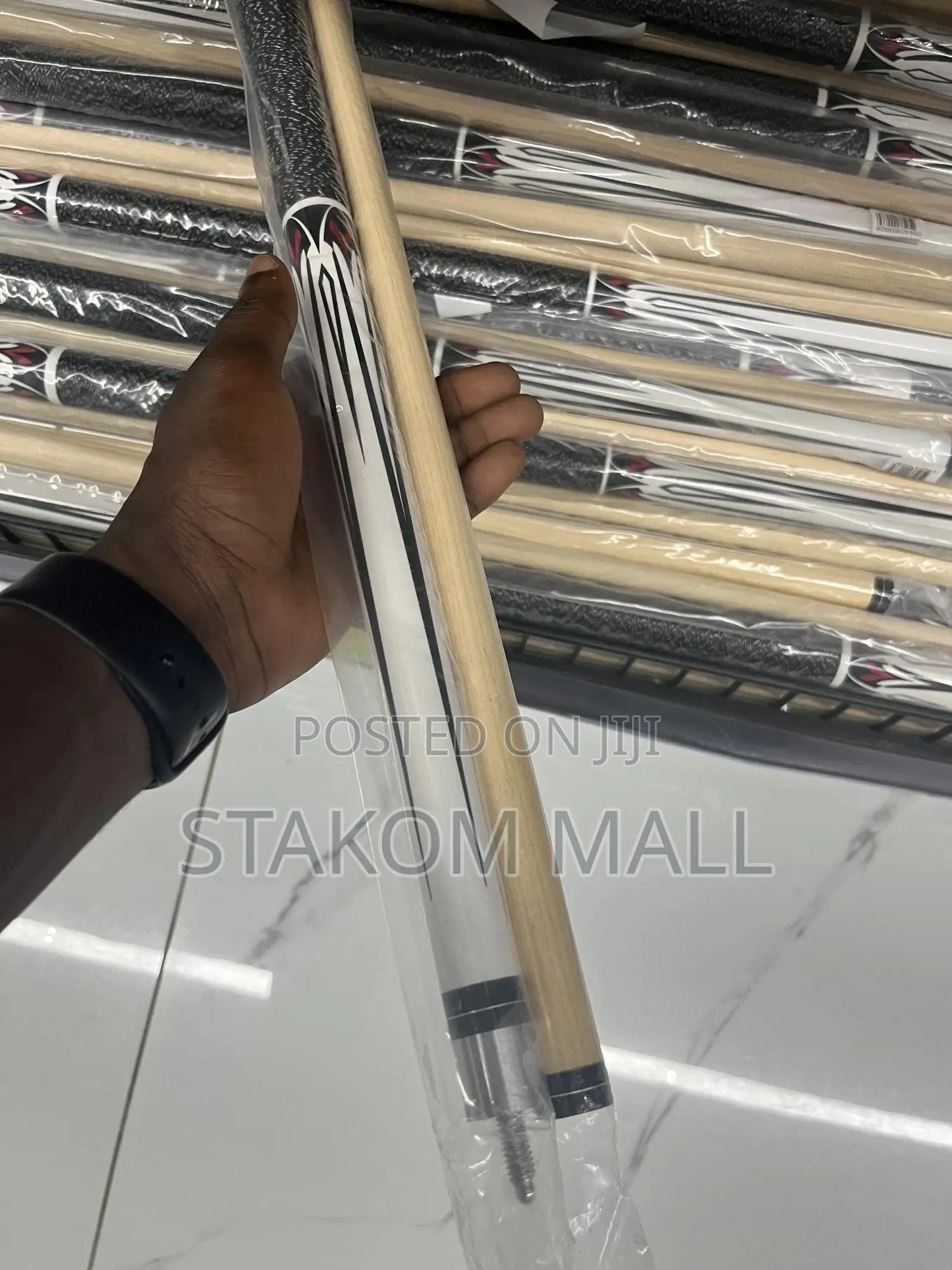 Pool / Snooker Cue Sticks - Screw Type