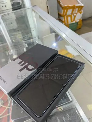 New Samsung Galaxy Z Flip4 256 GB Blue