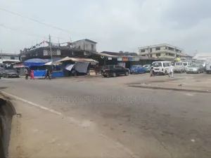 Land 4sale Kumasi -Oforikrom Junction